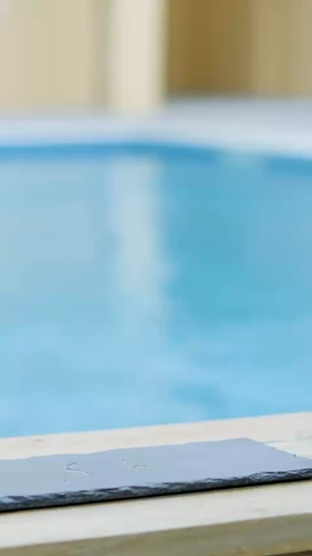 Blue skies, blue drink, good day.
#theatomexperience #mocktail #bluelagoon #DarEsSalaam #CafeMoments #beattheheat