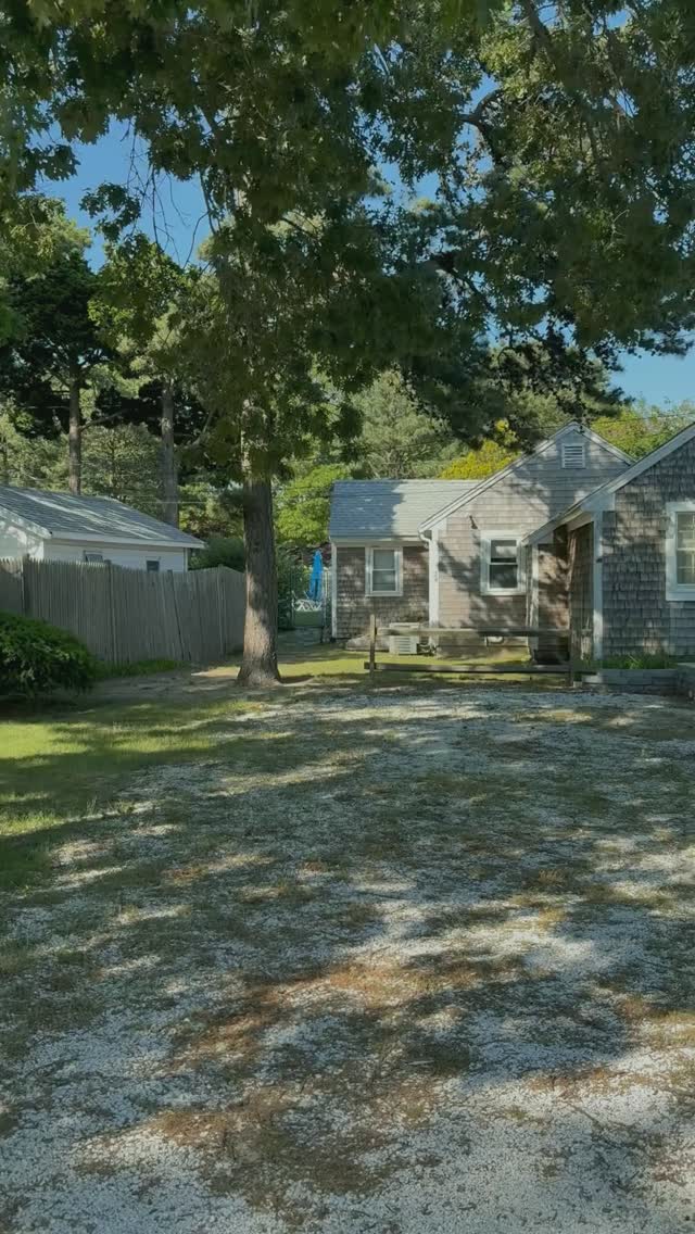 Winter on the Cape feels different in the best way. Cozy cabins, quiet moments, and the perfect place to unwind this December at Yarmouth Country Cabins.
#YarmouthCountryCabins#CapeCodWinter#CapeCodGetaway#CapeCodEscape