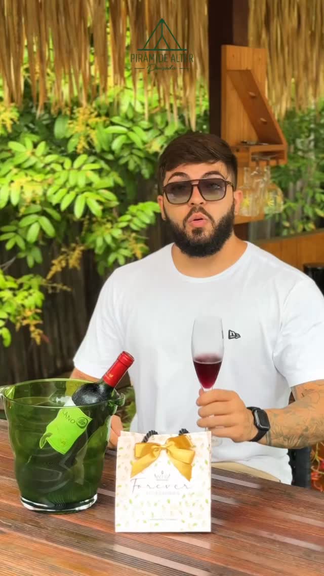 ✨ Promoção Exclusiva de Fim de Ano ✨
Os 10 primeiros hóspedes que confirmarem sua reserva na nossa pousada vão receber uma linda semijóia Forever como presente especial.
Viva dias inesquecíveis… e leve um brilho a mais com você. ✨
Link para reservar!
https://www.piramidealter.com/