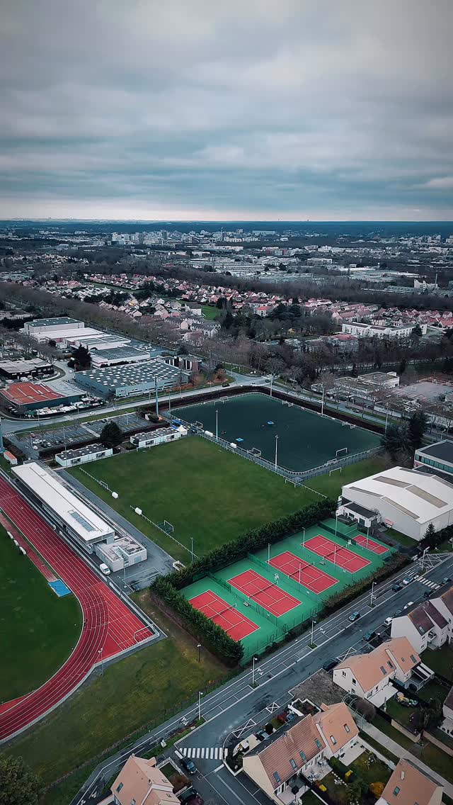Le foot, le plaisir et la magie de Noël réunis au FC Lissois 🎄🔴⚪️