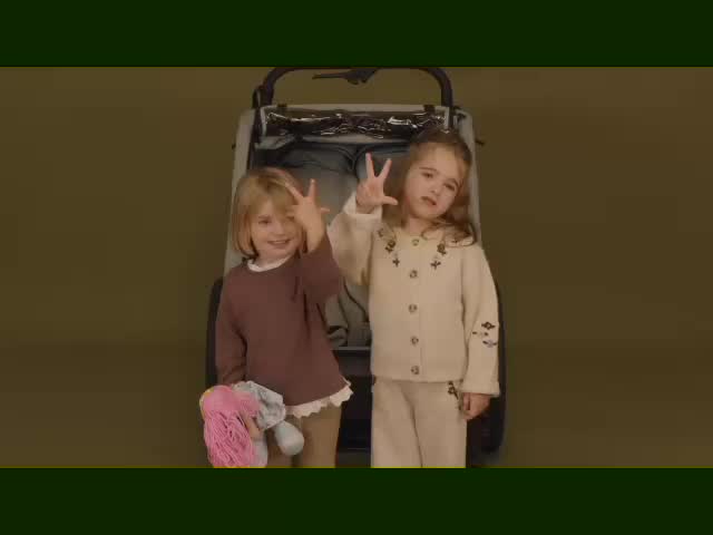 Mehr als ein Fahrradanhänger - ein Raum, der mitwächst.😍
Der ABC Design Tour zeigt, wie flexibel Familien heute unterwegs sind: vom Baby bis zum Kleinkind, vom Spaziergang bis zur Radtour. Ein System, das euren Alltag leichter macht.🤍😌
#ABCDesign #Tour #Fahrradanhänger #AlltagMitKind #Familienzeit #HerzenskindBregenzerwald