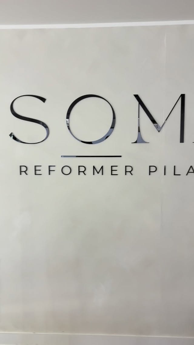 The Christmas gnomes have officially arrived at Soma 🎄
In exchange for some quality reformer time, they sprinkled a little magic around the studio… and left behind some cheeky chocolates for you!
So next time you’re in class, help yourself to a sweet festive treat 🫶🏻 #ashtonreformerpilates #manchesterpilates