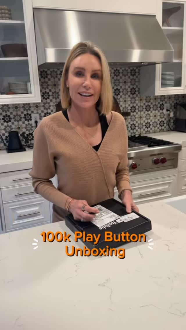 100K Subscribers 🎉✨ Unboxing my YouTube Silver Play Button today and I’m still in shock!
Thank you to every single one of you for supporting me, watching my videos, and being part of this journey. This milestone is ours 🧡
#100KSubscribers #YouTubeCreator #SilverPlayButton #Unboxing #ContentCreator #Grateful #YouTubeLife #ViralVideo #YouTubeCommunity #CreatorGoals #SmallYouTuber #YouTuberJourney #InfluencerLife #NextStop1Million #Motivation #MilestoneMoment #DreamBig #CreatorFam #ViralContent #trendingnow