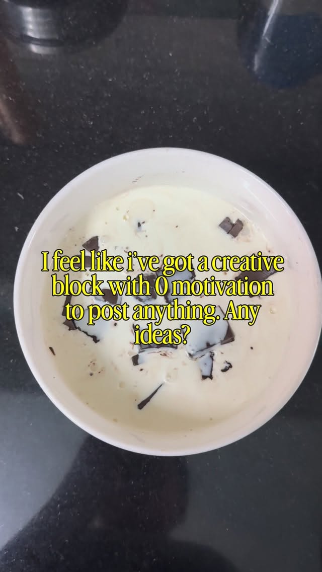 Brain? Empty. Motivation? On annual leave. 🧁
Showing up today with exactly zero creative juice but alllll the honesty.
Anyone else riding the creative-block wave lately?
#CreativeBlock
#SmallBizLife
#HonestPost
#BehindTheScenes
#BakerLife
#RealNotPerfect
#InstaStruggle
#DessertBusiness
#CreativeSlump
#TryingMyBest