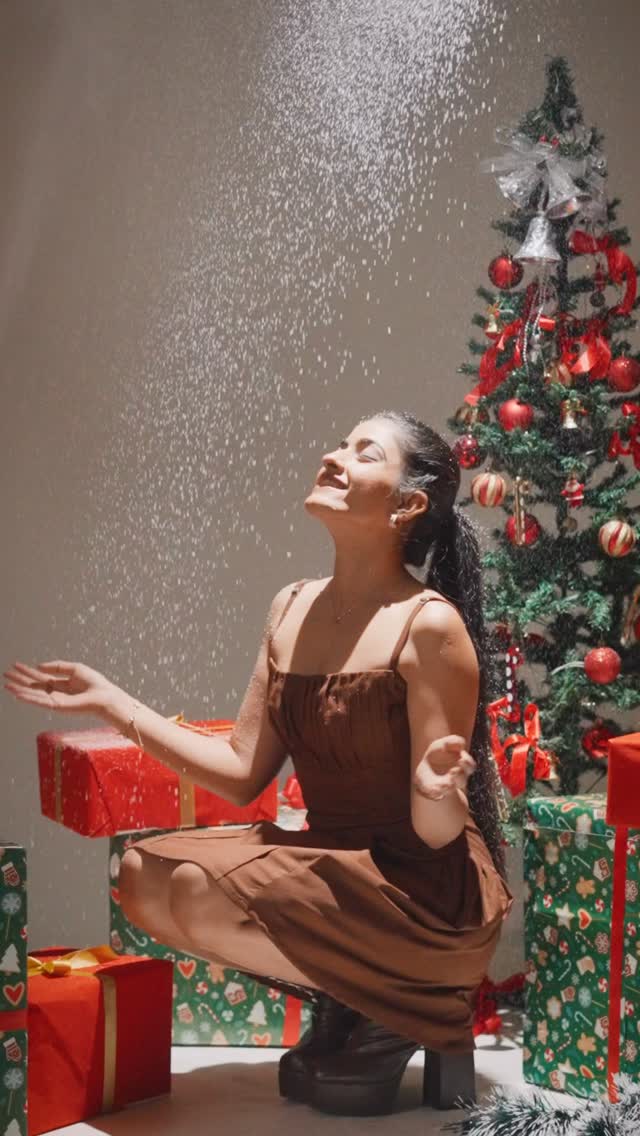 The Snow Glow Edit is finally live — a dreamy Christmas dress collection designed to make your December feel softer, prettier, and absolutely glow-worthy. ❄️✨
These are the dresses you’ll wear for every party, every plan, every picture, and every moment you want to feel like the main character this holiday season. ✨🎄
And the best part? Our website is officially live — you can now shop The Snow Glow Edit directly on cheriecharmofficial.com💗✨
(Christmas outfits for women India, Women’s western wear, Christmas 2025, trending outfits, Pinterest outfits for Christmas, Indian fashion brands, homegrown brand, new collection)
#christmasseason #cheriecharm #fashioncreator #indianclothingbrand #christmascollection #partyoutfits #newcollectionalert #onlineshoppingindia #holidaystyle #explorepage
#cheriecharm #newcollection #lookbook #onlineshopping #btsvideos #floraloutfit #corporatefits #indianfashionbrand #womenswesternwear