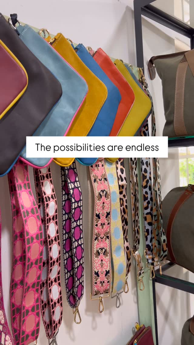 The perfect gift this Christmas! Mix and match your favorite colours and make a bag that is uniquely yours. The possibilities are endless✨