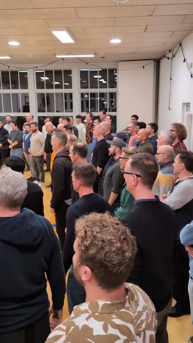 🌈 Come see this and our other hits at Never a Cloudy Day, our fabulous winter show to brighten up your January!🌈
110 singers and dancers from the Amsterdam Gay Men's Chorus will perform three shows at the Podium Mozaïek in Amsterdam!
Saturday 24 January, 19.00 and 21.30
Sunday 25 January, 14.30
Tickets and info: AMSGMC.nl
We can't wait to see you there! ✨