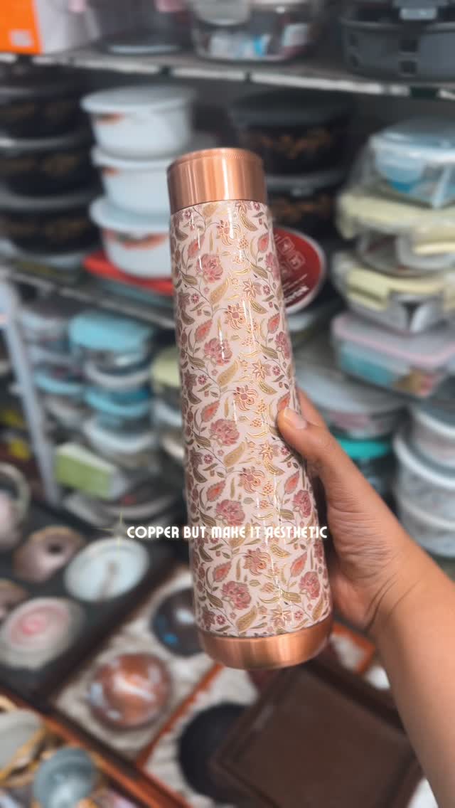 Pure Copper. Pure Elegance. Dm for price & details. Available in wholesale and retail both.
#copperbottle #copperlove #aestheticreels #shaammastani #eveningvibes #homedecorindia #kitchenessentials #lifestylereels #krishnacrockery #crockerystore #mumbaistores #hydrationgoals #coppercollection #madeforhome #homestyleindia #beautifulthings #dailyaesthetic #reelkaroheelkaro