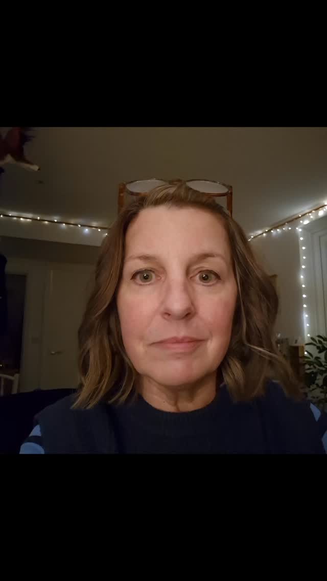 Hi all
Please excuse the breathlessness. Dystonia in my chest wall makes talking a bit of a challenge.
Can you help me by letting me know what you would want to know before you'd consider #deepbrainstimulation #dbs for #parkinsons or dystonia. Or what you wish you had known before you had the surgery.
I have a couple of projects in the offing and would like to gather some experiences, thoughts and comments from the wider community.
Thank you in advance lovely humans 😘