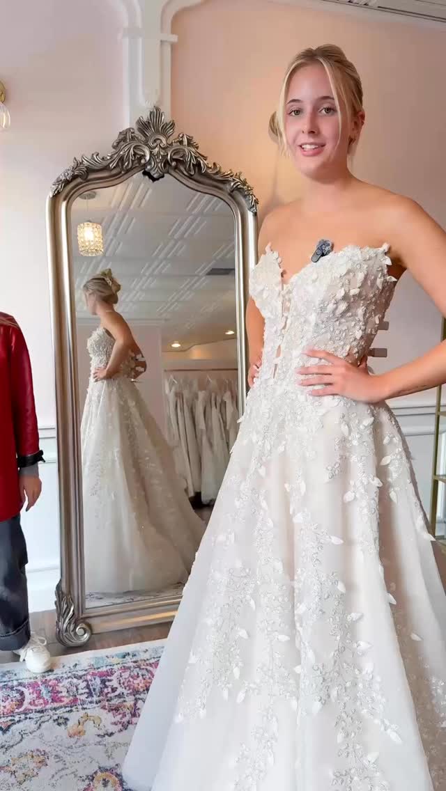 Goddess is EVERYTHING!! 😍✨ Sparkle, beading, 3D lace, a gorgeous leg slit, and a BEAUTIFUL bodice all in one fabulous dress!!
Want to try on Goddess, or any other of our beautiful Randy Fenoli wedding dresses? Head on over to the 🔗 in our bio!! 🥂
#weddingdressshopping #ivoryrosebridalboutique #weddingdress #wisconsinbride #wisconsinbride #wibride #2027bride #ivoryrosebride #bridalboutique #bridetobe #randyfenoli #sayyestothedress #randyfenolibride @randyfenoli @randyfenolibride