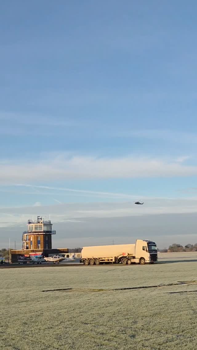 Always topped up.... ⛽️
#f34 #f34fuel #jetfuel #aerodrome #bartonaerodrome #manchester #generalaviationlovers #manchesterbartonaerodrome #generalaviation #grassrunways #fuelstop #s76 #sikorsky #controltower #wagon #tanker #fueldelivery