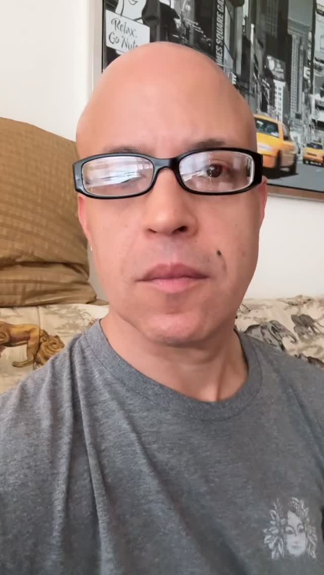 You are unique and irreplaceable, YOU matter!!💙 #shareyourmagic #youmatter #yureeshstyle 🙌🏽