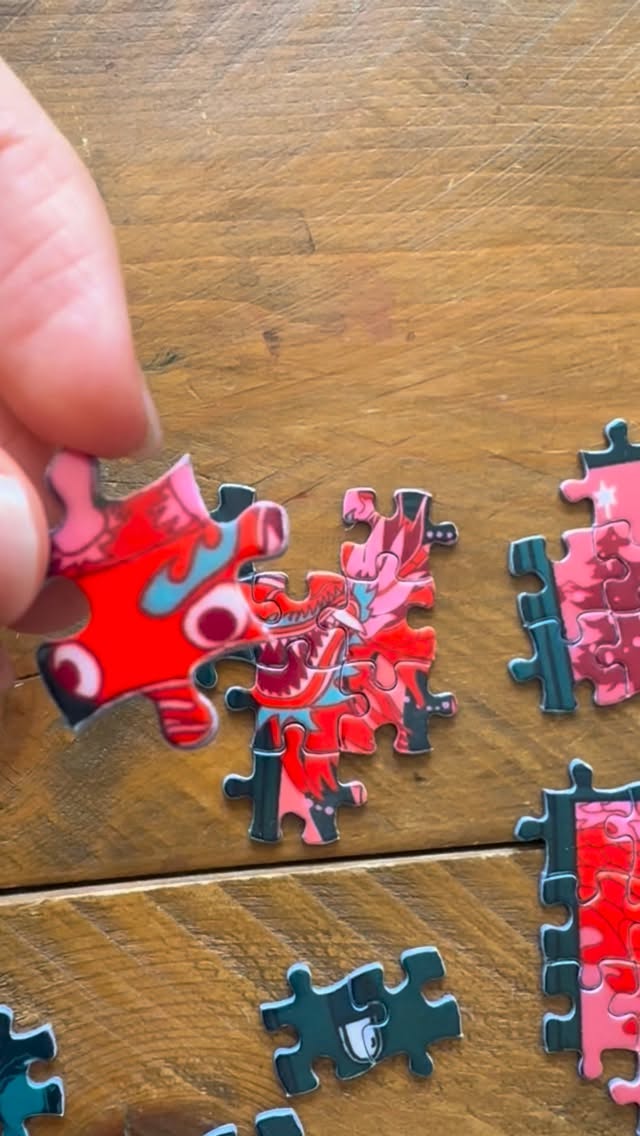 Puzzle progressing nicely. This is a good challenge for puzzle enthusiasts!
I’m actually quite impressed with the quality of the pieces too. Thank you @contradouk !
Link to shop in bio or just type adeledraws.Etsy.com
#puzzlemania #puzzledesign #jigsawpuzzle #xmasgift #puzzleillustration #puzzledesigner #puzzleoftheday