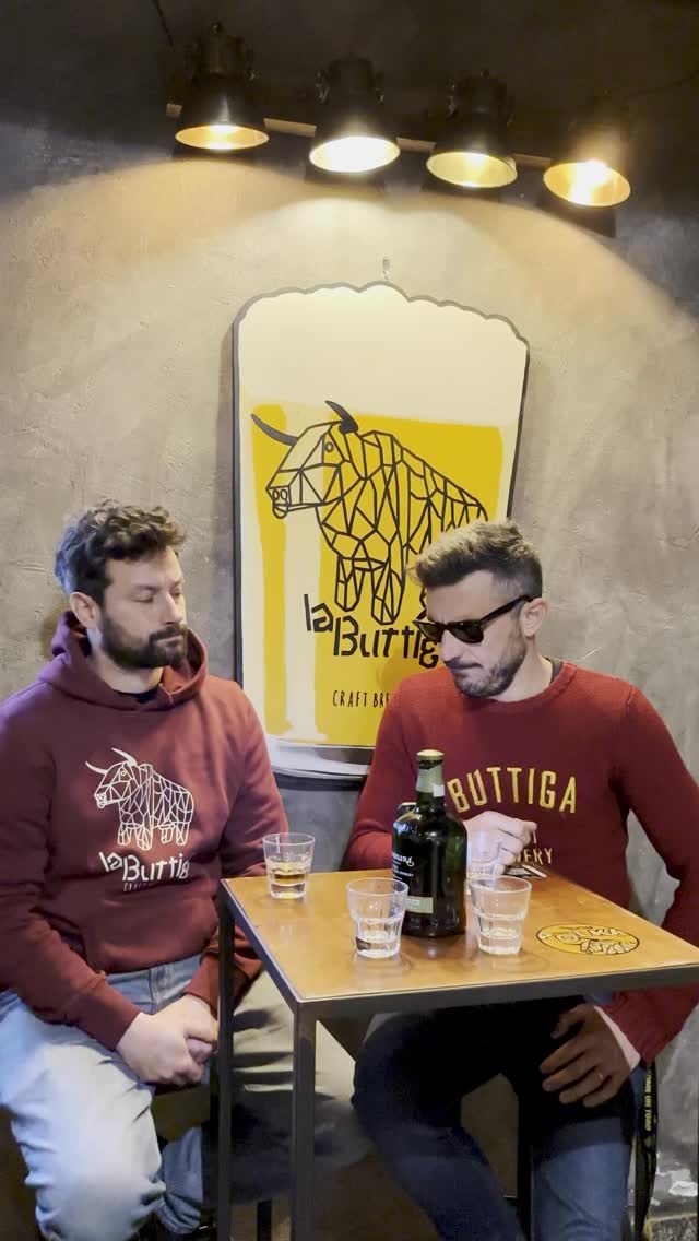 Leonardo la Capra e Matteo MecConnaghi vi invitano al November Fest di @calmaegessobustoarsizio Venerdì 28 Novembre, la più classica delle feste bavaresi
#BEVICOMEUNTORO