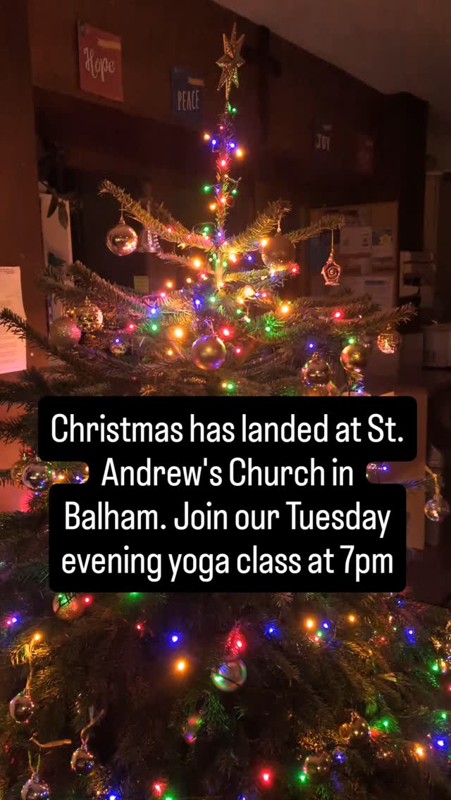 Christmas has landed in St Andrews Reform Church in Balham. Join our cozy Tuesday evening Hatha Flow yoga classes at 7pm. 12 people max with generous mat spacing 🤍✨ Booking link in bio.