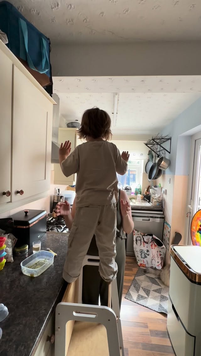 When your 4 year old takes my advice on having good balance a little to serious 😂
You don’t have to go to the same extremes as Zach but improving your balance and stability is essential, especially as we age. 🤸♀️
Regular movement helps prevent falls, maintain independence, and keep you doing what you love… like shopping, visiting friends, or enjoying hobbies! ❤️
Want to stay active for years to come? Send us a message to book your free consultation today! ✨