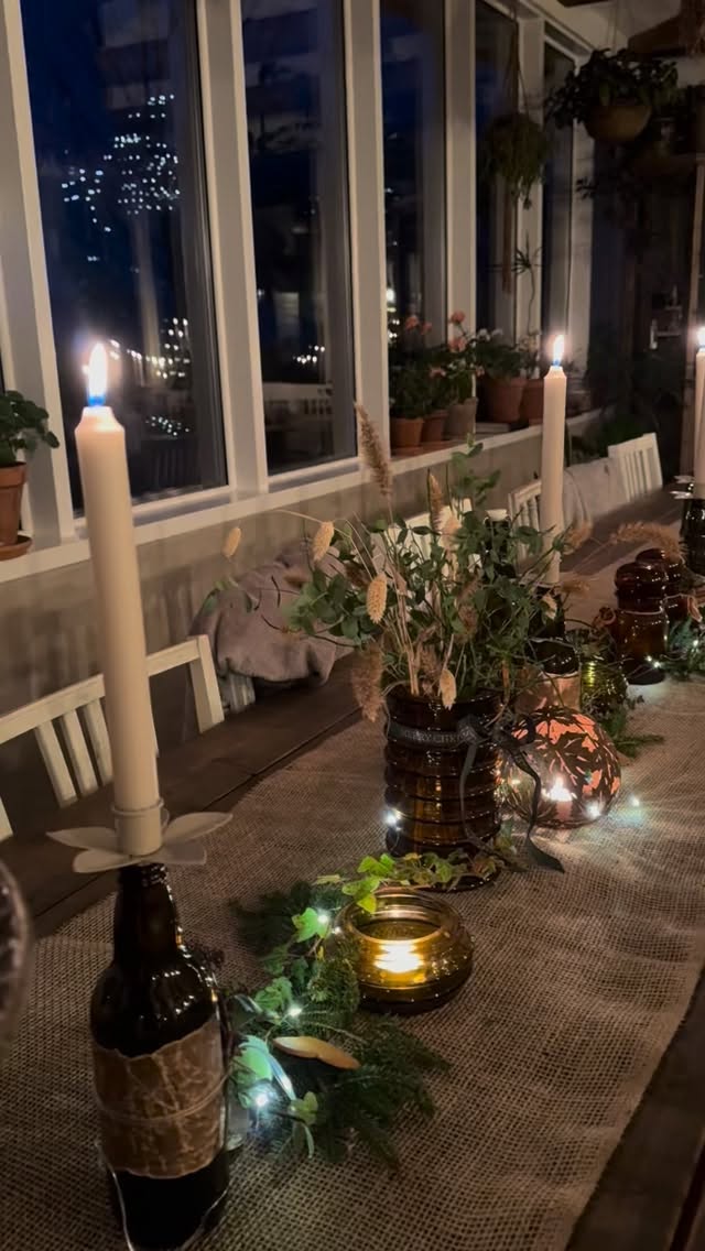 ✨Glöggmingel i vårt fina hus✨
Vårt orangeri är rustat och ombonad för trevligheter året om, här trivs vi, familj och vänner.
Ni vet väl om att ni kan hyra det.