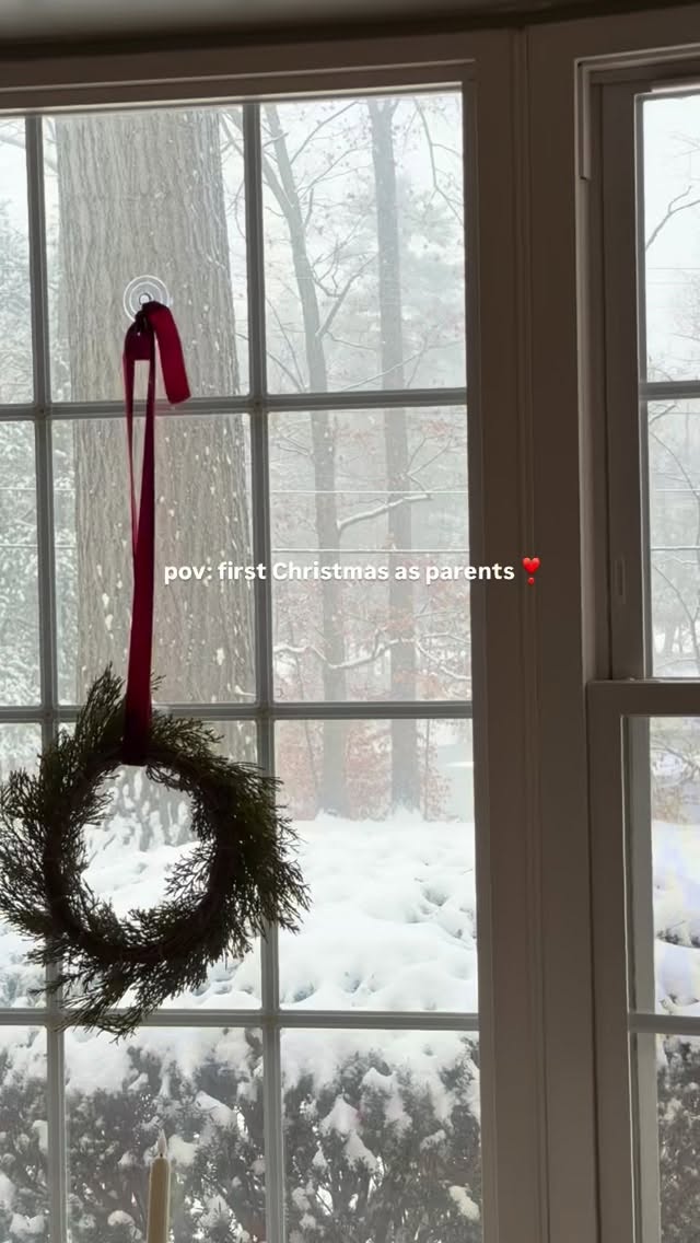 First Christmas as mom & dad calls for decorating the house in matching pajamas ♥️
The halls are decked thanks to @thecompanystore !! Head to my stories for my favorite holiday finds to make your home feel cozier & more festive than ever this season