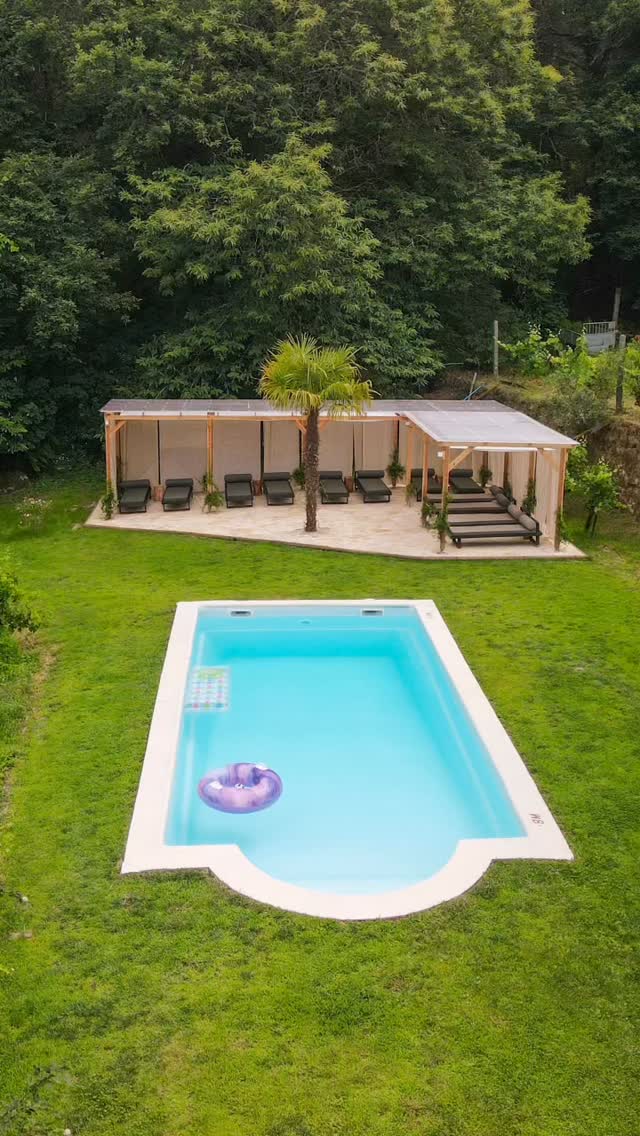 Your family holidays in Summer 2026 at Deveza!
Book your stay now and come enjoy Portuguese Summer with us.
Www.landofdeveza.com
Beijinhos,
Giel, Karin, Selah and team ♥️