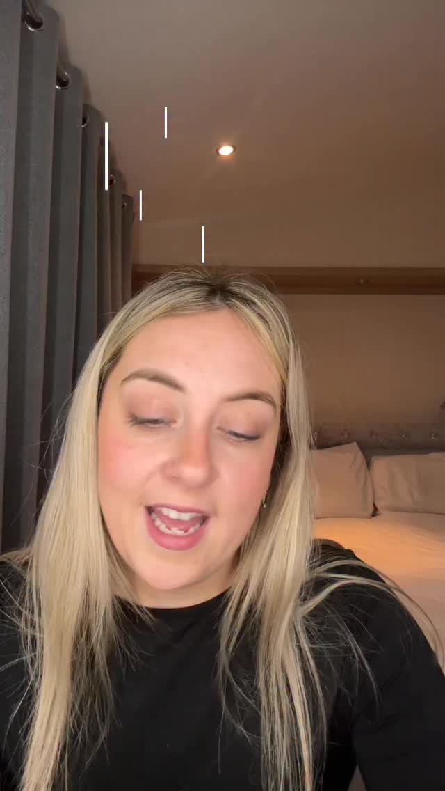 Day 5 of the Brown Thomas Advent Calendar 🤎✨
It’s been a long week and the Christmas madness has officially begun, so this little daily unboxing feels extra nice today.
Here’s what was inside. 🎁
@officialbrownthomas @ritualscosmetics