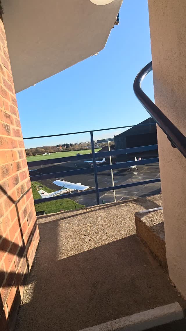 Another glorious morning to finish off November 2025. 🌞
#stillfirm #bartonaerodrome #manchester #generalaviationlovers #generalaviation #grassrunways #flyer #controltower #privatepilot #grassrunways #ukga