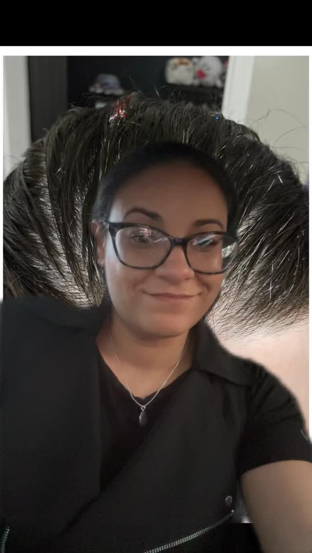 Wild what one year of real scalp work can do. This sweet client showed up, stayed consistent, and her density absolutely came back. If thinning around the hairline has been stressing you out, you don’t have to figure it out alone.