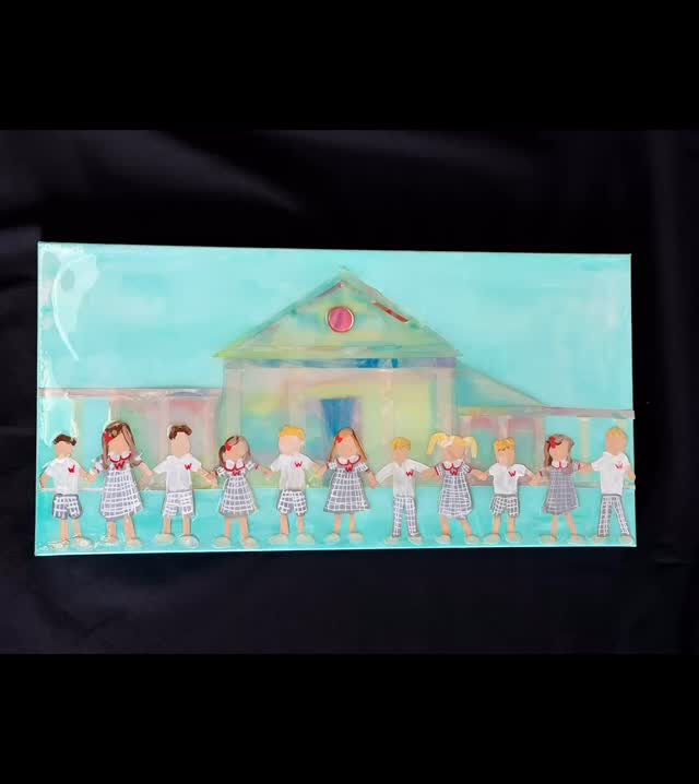 Art is always best seen in person! Don’t forget to come check out these priceless pieces featuring the grade level art of 3K Collins, Prine, Church, Holland, Elliott (12”x24”) & K4 (floral) and K5 (fish) (both 24”x24”) in the Moorer Gallery Tuesday, January 20 at 8am or 1:30pm!
The Bidding for the Bulldogs committee has so many great items you’ll want to preview in person before online bidding begins! See you Tuesday!