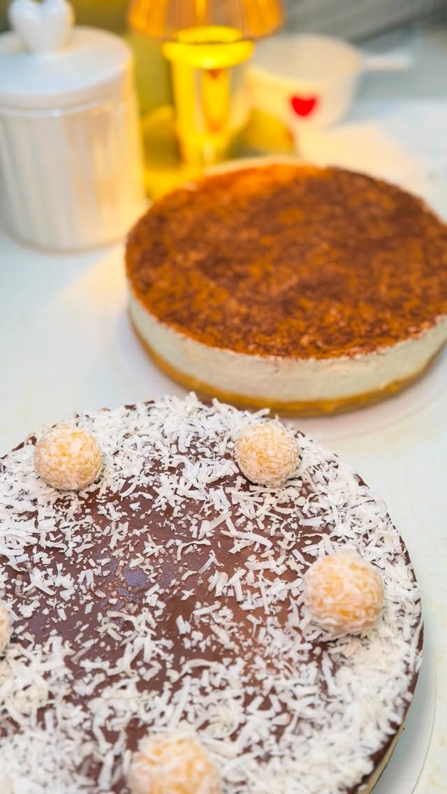 Still thinking about Thanksgiving… 🧡
Our very first holiday with tarts was sweeter than we imagined. So many of you welcomed DelicaC’s to your table and we’re still smiling because of it. 🥹
Now it’s time to turn the page…
Tomorrow, our Christmas menu arrives. 🎄
New creations, festive flavors, and a little sparkle. Stay close.
#delicacstreats #gourmettreats #shoplocalpa #loveatfirstbite #harrisburgpa