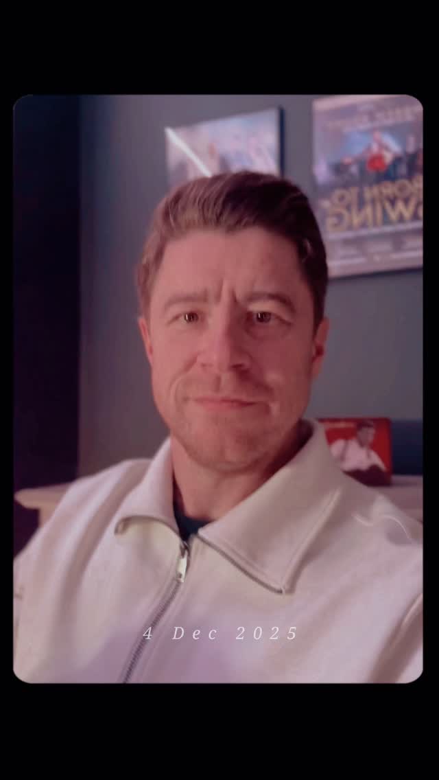 These will make a perfect Christmas present for any swing/big band lover! Or a frisbee… or a tea coaster!
#bigband #music #sinatra #newalbum #availablenow #anewdawn #cd #album #newmusic