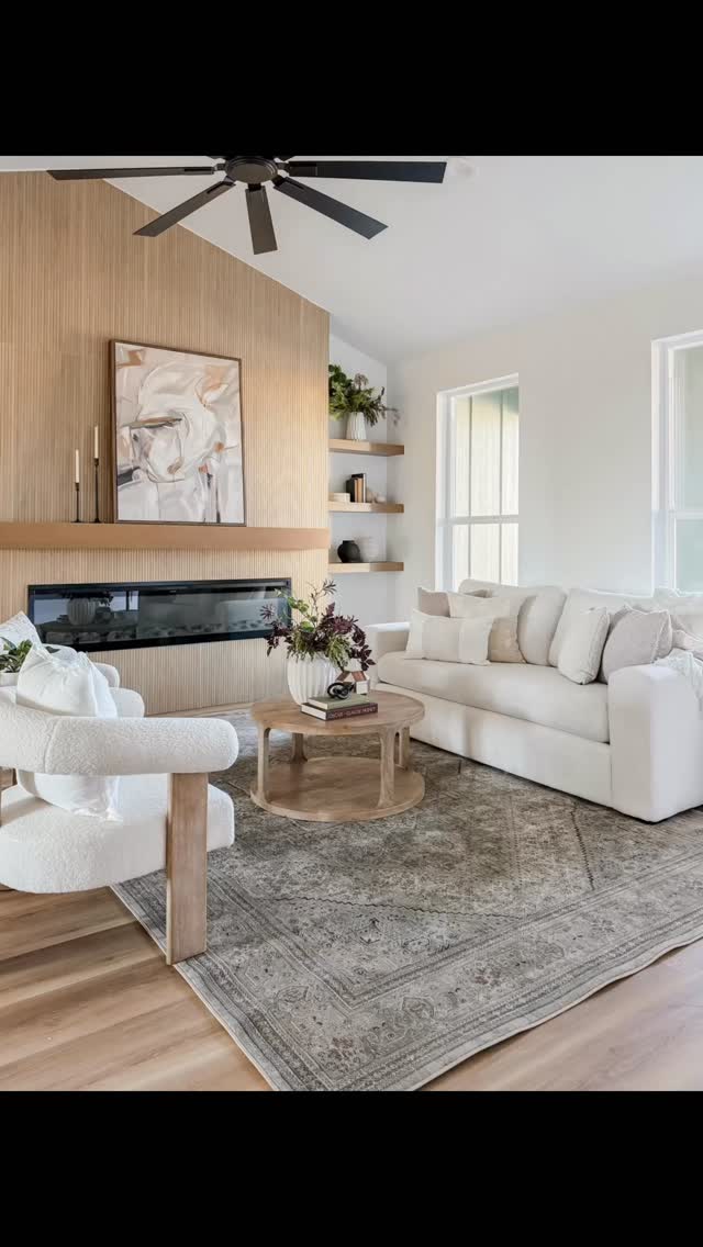 Who wants a house for Christmas?
Better question… who wants a beautifully styled house for Christmas? 🎁✨
Even during the holidays—when life feels like a whirlwind of cookies, lights, and last-minute shopping—making sure your home is staged the right way matters. Buyers aren’t just looking for walls and windows; they’re looking for a place that feels like their story belongs here.
So whether you’re listing now or planning for the new year, let’s get your home Christmas-morning ready: warm, inviting, and impossible to scroll past. 🎄🏡
All I want for Christmas… is a SOLD sign on your lawn. 😉 Follow @ridge.dad.real.estate for more details