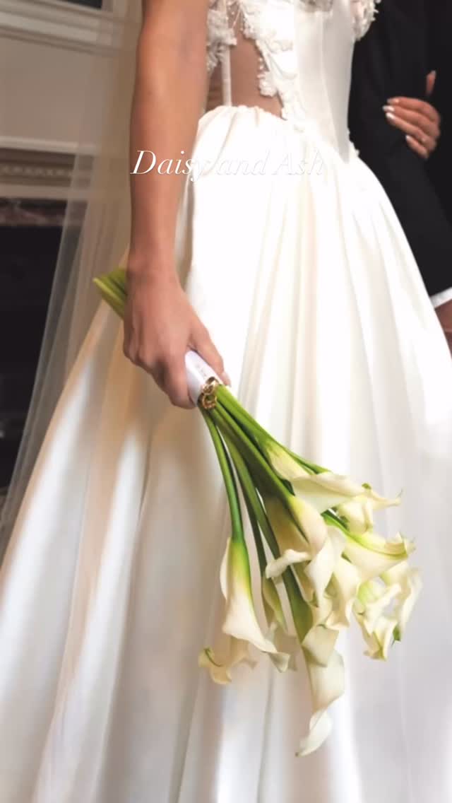 Huge congratulations to you both #essexweddingsupplier #essexweddingflorist #bridestobeinessex #bridestobeinessex #essexweddingdecor #essexweddingvenue #down_hall_weddings #downhall #freshweddingflowers #freshweddingflowersessex #callalillywedding #callalilyweddingbouquet #weddingbouquetsessex