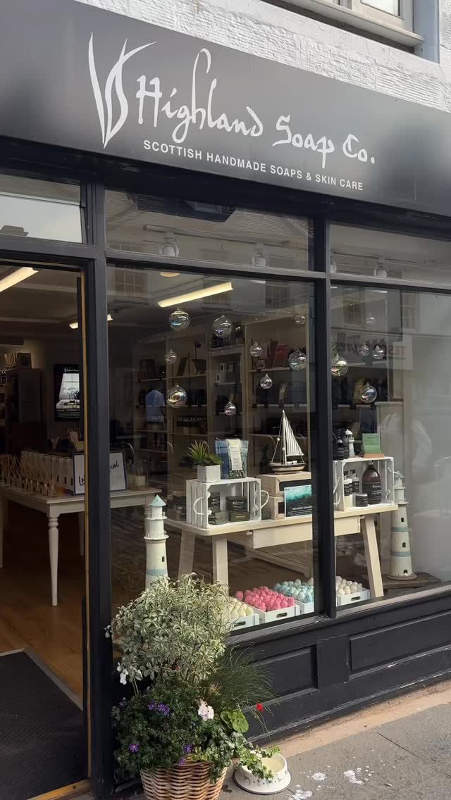 If youâre looking for a thoughtful Christmas gift, @highlandsoaps in St Andrews is a great place to start đ«§
Family-run, Scottish-made, and created using the purest natural ingredients, with gift boxes ready to go. đ
They currently have some fantastic offers on the Love St Andrews app running too, including 3 organic soaps for only ÂŁ16 and 2 hand washes for ÂŁ22!
#LoveStAndrews #giftideas #supportlocal