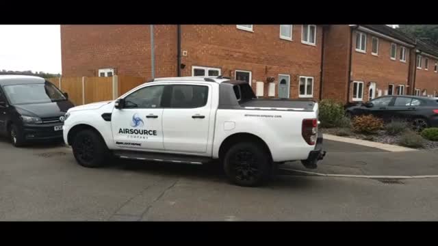 We’re always keen to lend a helping hand and last night was no different. Hopefully he stopped by? Merry Christmas everyone! 🎅🏻 🎄 #AirsourceCompany