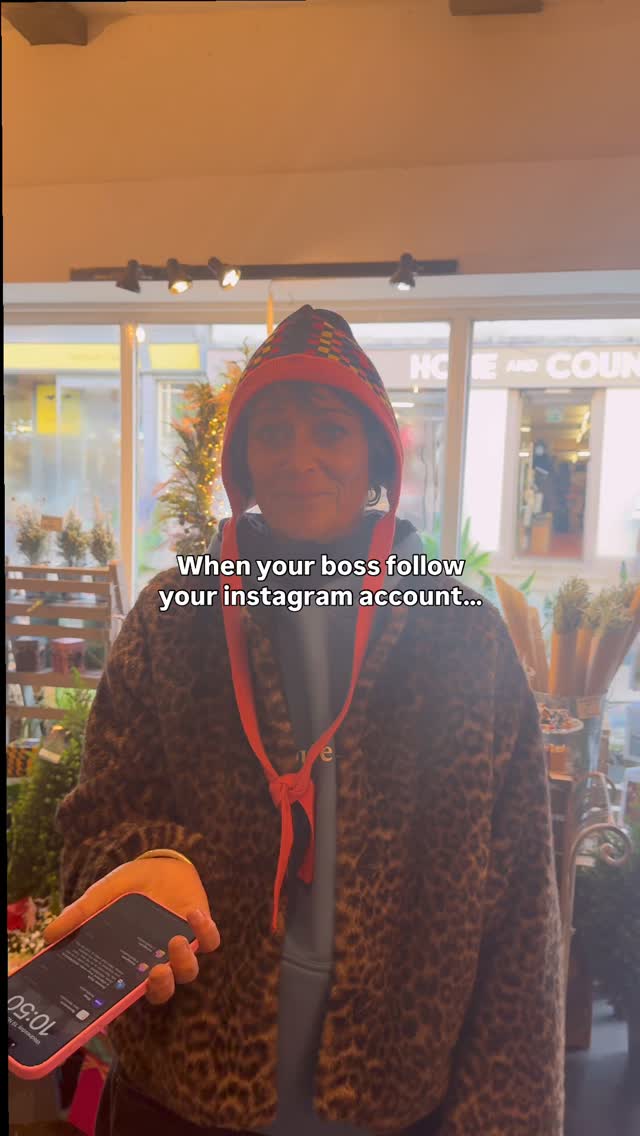 Suddenly she’s “working hard” in every photo 👀