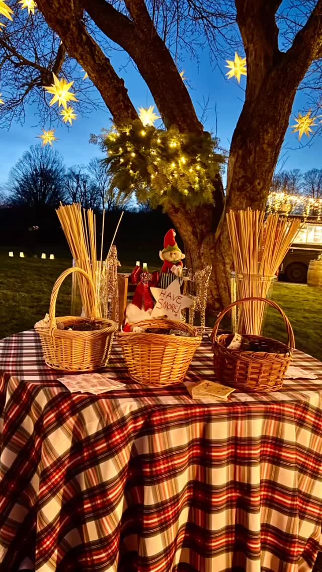 🎄Kicking off the Christmas season in full bloom 🎄
There’s nothing sweeter than starting the holidays at Brigitte & Bob’s Annual Tree Lighting Party. This year, we transformed their property into a winter wonderland—lush garlands, fresh greenery, festive florals, and twinkling magic in every corner.
From days of detailed decorating to unveiling a custom Ice Bar Tent, this event was pure holiday joy to design. ❄️✨
Dream Team
Planner & Design: @esevents08
Food: @thecheesytruck & @fryborg
Lighting / Sound / Stage: @foxhausevent
Rentals: @partyrentalltd & @chatfieldrentals
Tent: @durkintent
Entertainment: @david.grausman & @whiffenpoofs
Roaming Photo Booth: @eventmusicpros
Cookies: @thebakehousect
Garland & Décor: Chris Zaima
#holidays #treelighting #annualparty #december #beginningoftheseason #winter2025 #eventplanner #greattimes #ctevents