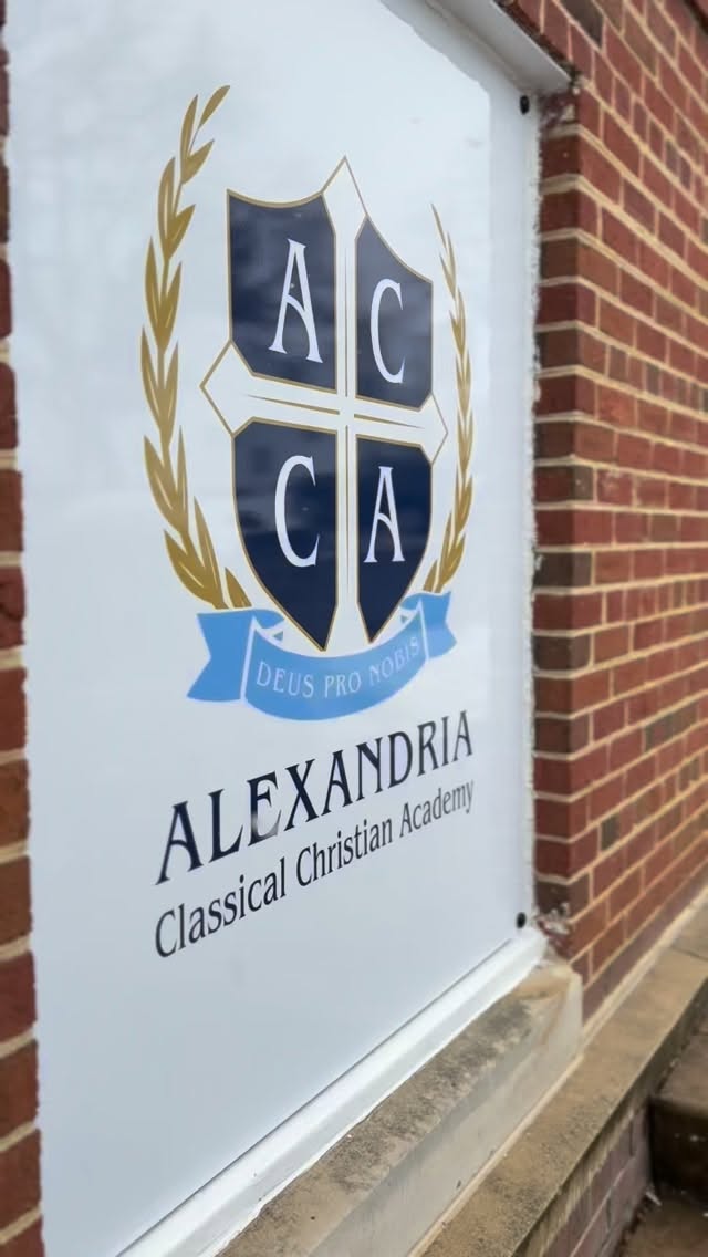 A dusting of snow, a sprinkle of mischief and a whole lot of joy on the first snowy day at Alexandria Classical Christian Academy šØļøāļø