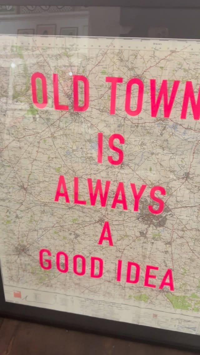 Oh what a night!!! Thank you to everyone who came out to chat, connect, celebrate and raise money for @theroxifoundation at @oinkgallery last night.
We are so grateful for your support, what an amazing community we are a part of ❤️
#wiltshirebusiness #socialmediaagencyuk #swindonbusiness #swindonoldtown #networkingevent
