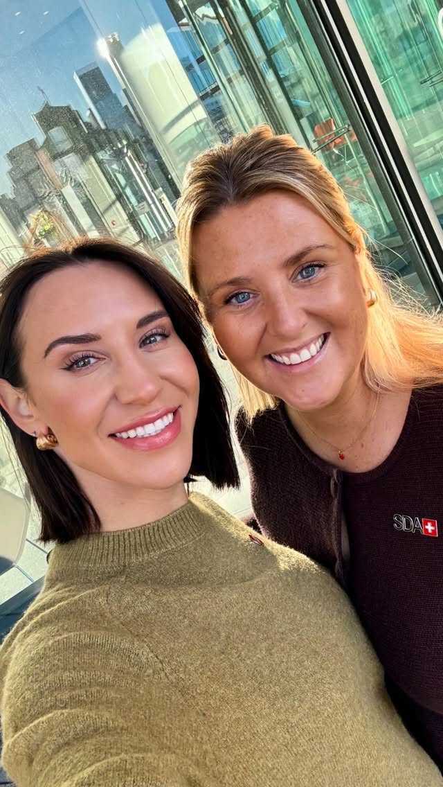 Throwback to the amazing @emsdental_northamerica GBT Summit in New York šš½šŗšø Was amazing to connect with so many likeminded and passionate clinicians ! Canāt wait for the next one š«¶š¼ #LondonHygienist