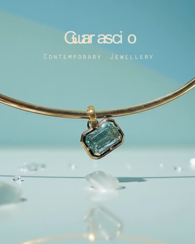 Jewelry tip: Layering is basically flirting… but with accessories. 😉
We love this pendant - isn't it stunning! A gorgeous gold solid collar set with any gemstone you like!
📧 Contact nat@guarasciojewellers.com today to commission yours.
#JewelryStyle #Layering101 #jewelrygoals
