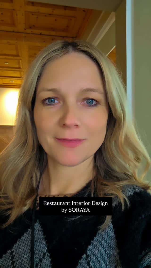 🚧 Der Restaurant-Umbau ist in vollem Gange. 🤩 Von der Konzeptidee, zur Planung bis hin zur Umsetzung begleite ich dieses schöne Restaurant-Projekt im Engadin.🍽 Bis zur Eröffnung 🎉 anfangs Dezember ist noch einiges zu tun🛠, aber man erkennt schon die bisherige Verwandlung. Von einem normalen, weissen Restaurant 🤍 hin zu einer gemütlichen, unkomplizierten aber stilvollen Arvenstube. 💯😍
Wie gefällt es dir? 😇
Happy working,
SORAYA🧚♀️
#restaurantinterior #restaurantumbau #newinteriordesign #farbkonzept #arven #engadin #graubünden #farben #sorayainteriordesign