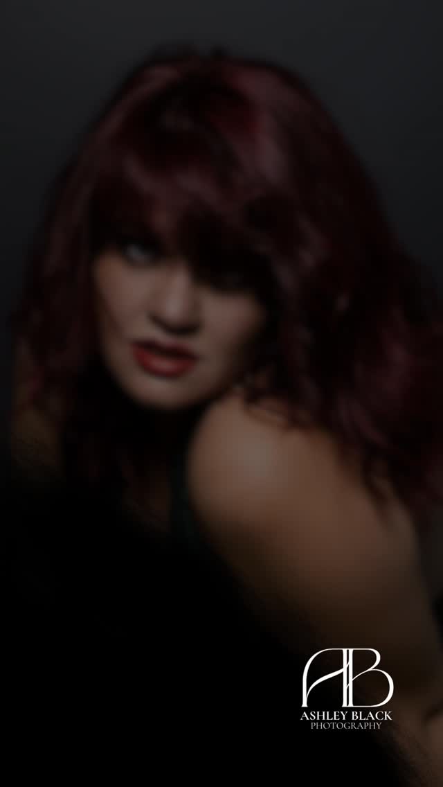 So many women tell me they’ll book a beauty portrait “someday.”
They wait for birthdays, big changes, or someone else’s approval.
But the longer we wait, the more invisible we feel.
You don’t need a milestone to prove you’re worth celebrating.
You are the occasion.
Message me if you’re tired of waiting. The best time is now. 🤍
#ChampaignBeautyPortraits #SelfWorth #WomenEmpoweringWomen #LuxuryPortrait #CelebrateYou #UrbanaIL #CentralIllinoisPhotographer