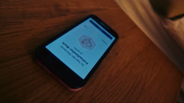 Entdecke bei «Alle laufen lang» die schönsten Loipen in Graubünden, meistere Challenges und gewinne Langlaufferien. Also, raus aus der Stube, rein in die Spur.
#Graubündenferien #davosnordic #Davosklosters #langlaufen #Graubünden