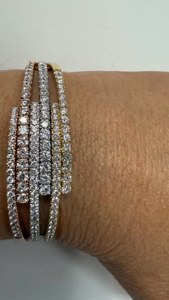 ✨ A Legacy You Can Wear ✨
Crafted in 18K tri-gold and illuminated with fine diamonds, this bracelet is more than jewelry — it’s a story meant to be passed on. 💎
From one generation to the next, it carries memories, milestones, and love that never fades.
✨ 18K Tri-Gold
✨ Fine Diamonds
✨ Created for today. Treasured for generations.
Because true luxury isn’t just worn — it’s inherited.
📩 DM us to discover your moment in time
#alperjewelry #AMomentInTime #18KGold #TriGoldJewelry #DiamondBracelet #HeirloomJewelry #TimelessLuxury #FineJewelry #diamondbangle #diamondsareforever💎