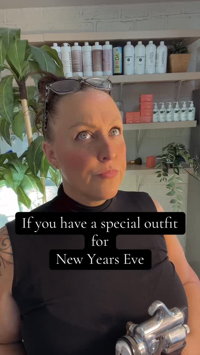 Your SKIN is your #1 accessory this New Years Eve! Come in and get FLAWLESS glow skin for that social New Years Ever outfit!
You’re going to Look and Feel SO GOOD!!
#SprayTan #Sugaring #winnipegmakeupartist