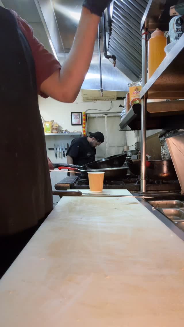 Best Chole Bhature @eato.ca
#halalfood #cholebhature #delhistreetfoods #toronto #todo #bestwishes #tacos #momos #bhaturechole