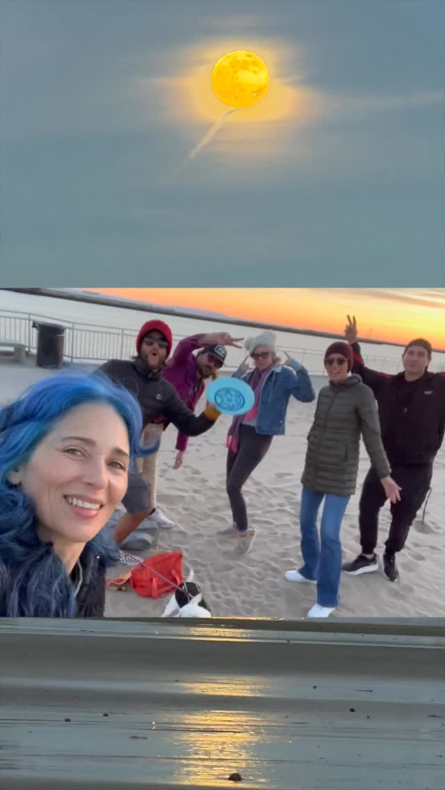 dancing in the slipstream of a gold dust sunset and wild super moon rising 🌕 #cosmicbeauty #nature #supermoon #magic