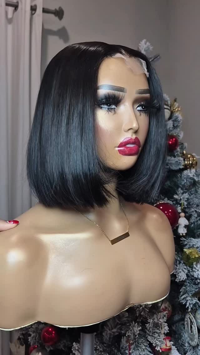 Grateful to be able to show gratitude through my talent. Especially knowing she's going to love it....❤️
#lacewigs
#customizedwigs #gluelesswigs #easyhairstyles #bobwigs