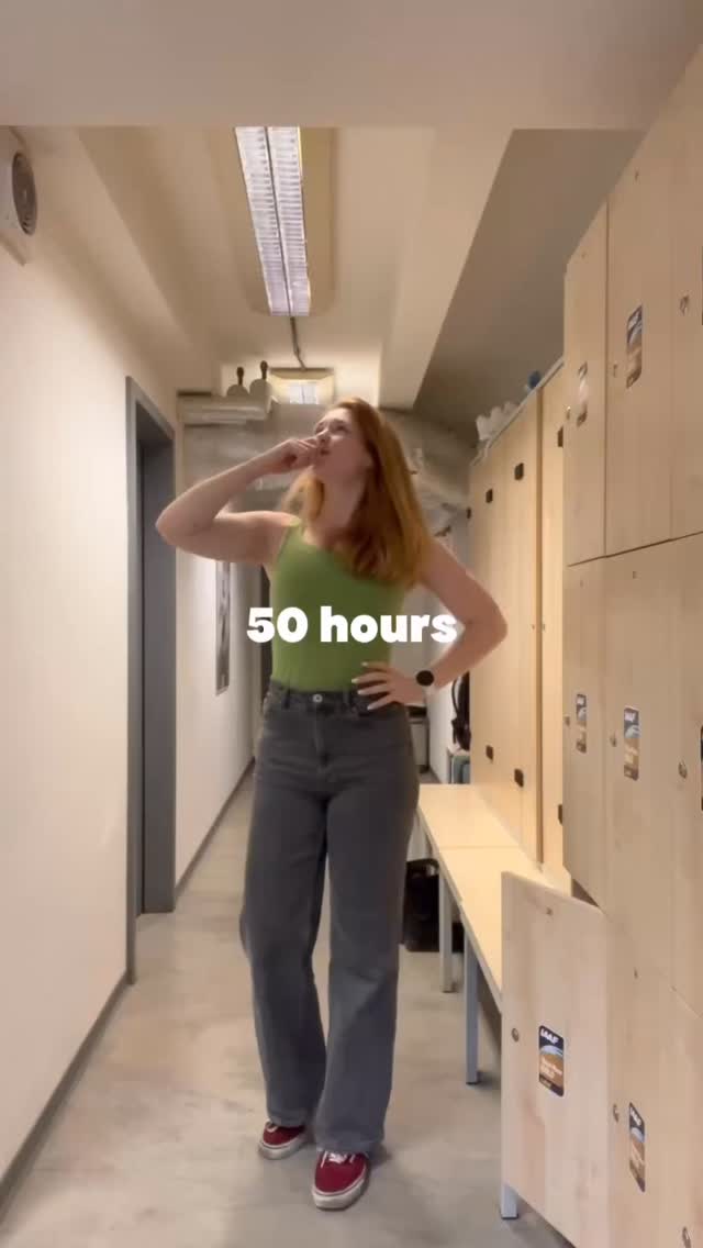 Motivační maraton, který jsem až do poslední chvíle nevěděla, jestli dám. A pokaždé, když jsem natáčela mini videjko, jsem doufala že to neni zbytečný a pro tu medaili si doběhnu 😅
Každopádně motivace k běhání je prozatím zpátky, takže to fungovalo a už se těším na ten další jarní ⚡️