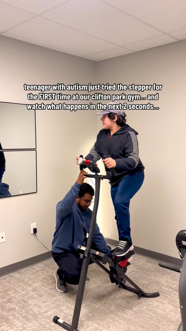 first stepper session ever + unstoppable confidence. we offer personal training for people with disabilities at our clifton park + schenectady gyms ❤️💪.
#autism #fitness #inclusionmatters #newyork #gym