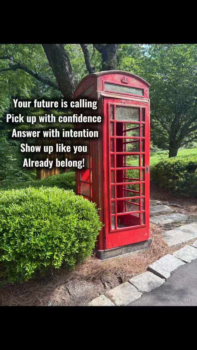 Don’t let fear answer the phone.
✨The life you want is already trying to reach you.
#NextChapterLoading
#AnswerTheCall